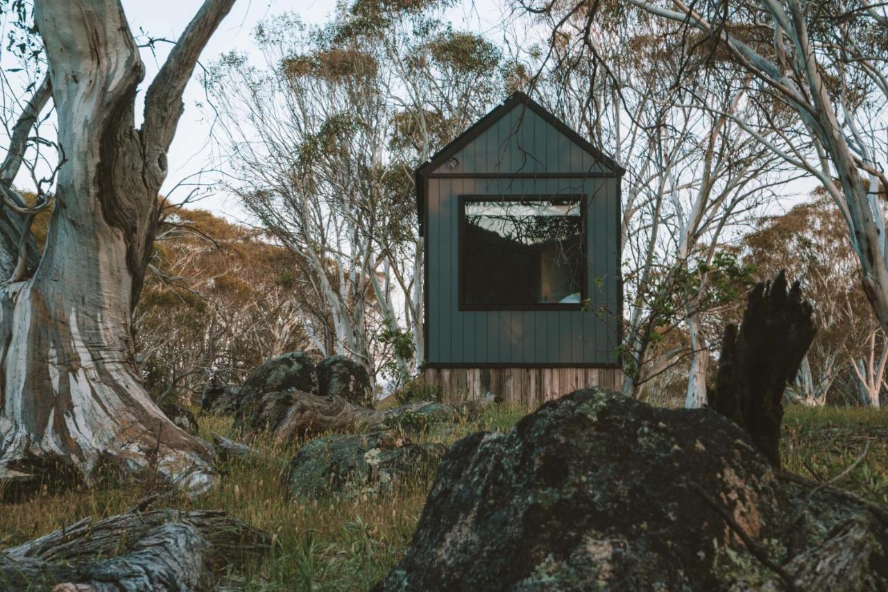 Big Yard Escapes - Two Off-Grid Tiny Houses On The Mowamba River Джиндабайн Экстерьер фото